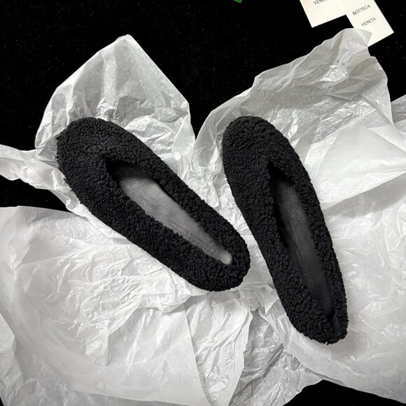 Bottega Veneta Black Rosa Ballerina Flats - Picture 1 of 10